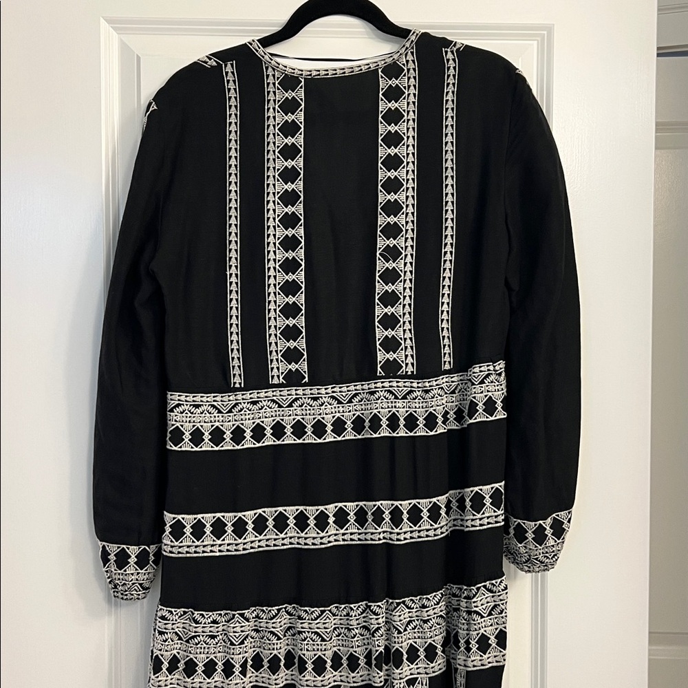 Zara Black Embroidered Dress - Picture 4 of 4
